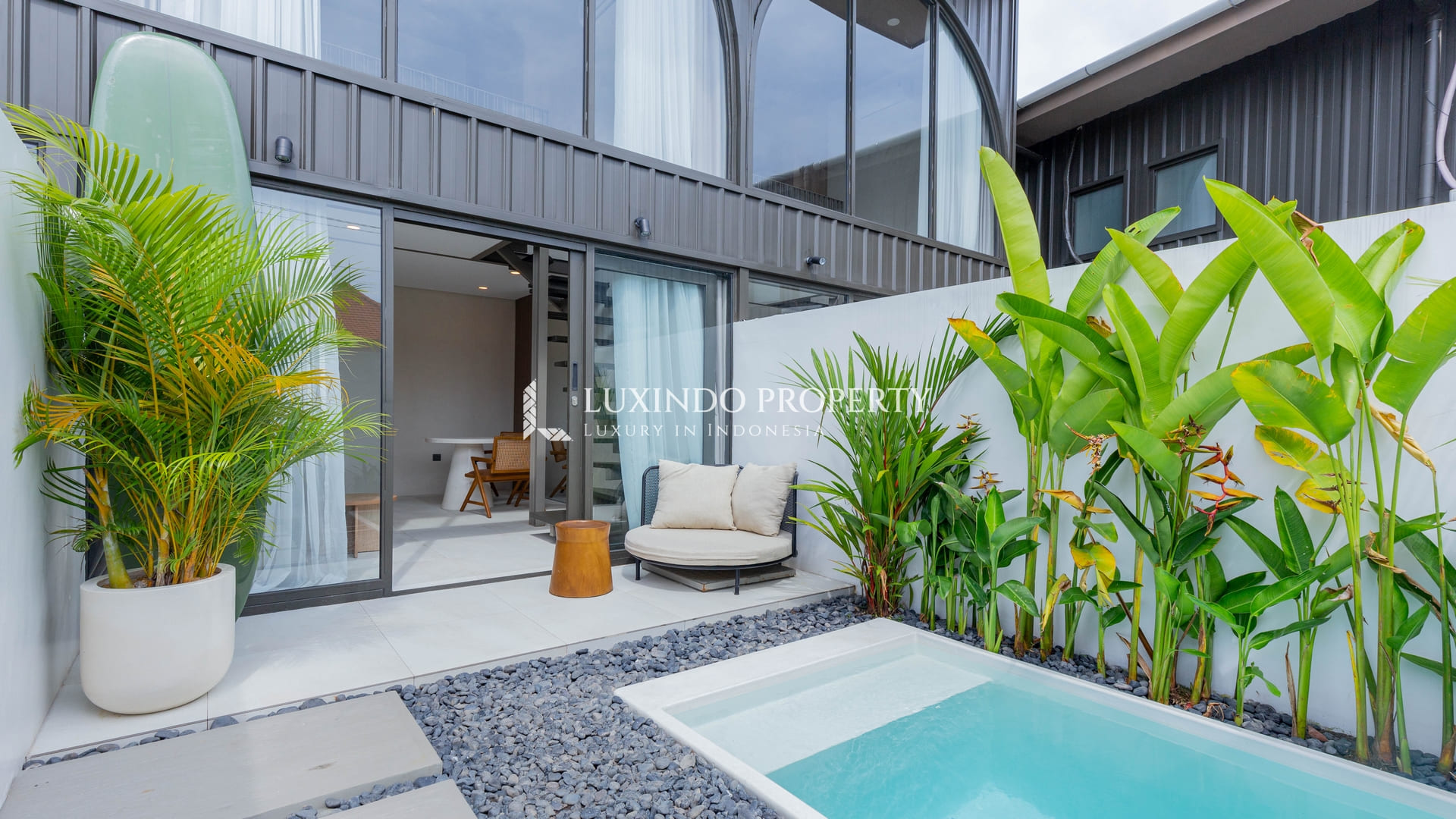 BABAKAN - 1 BEDROOM LOFT IN A QUIET NEIGHBORHOOD (LHV1005)